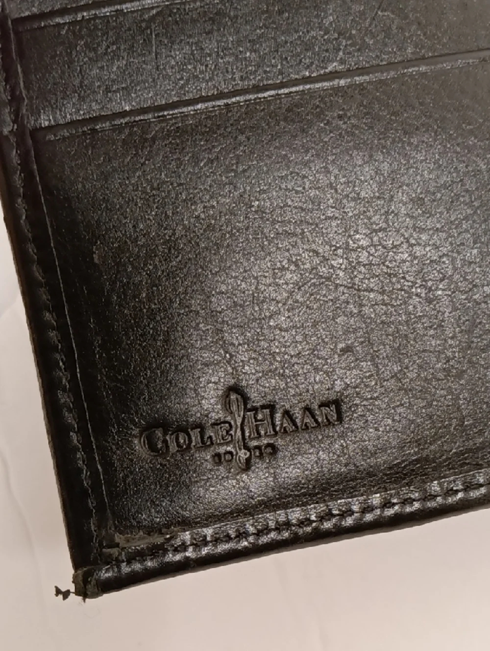Cole Haan Vintage Travel Wallet Genuine Woven Leather